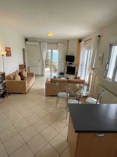 Peaceful villa in typical Kefalonian village. Close to beautiful St Thomas` Bay.