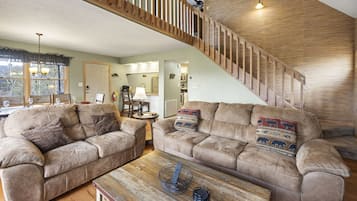 Televisie en een open haard