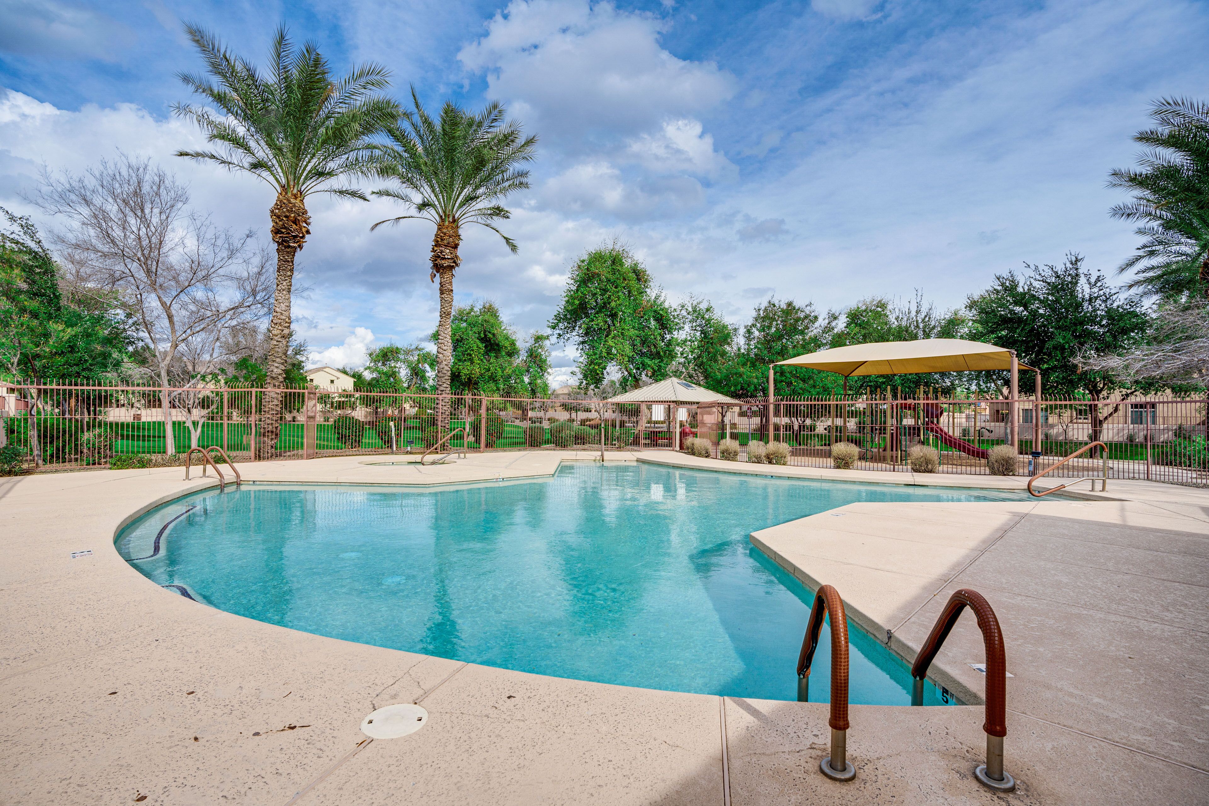 Glendale Getaway w/ Amenities: 3 Mi to Westgate!