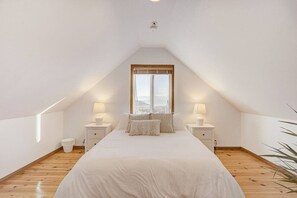 4 Schlafzimmer, Schreibtisch, WLAN, Bettwäsche