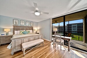 2 bedrooms, desk, iron/ironing board, WiFi