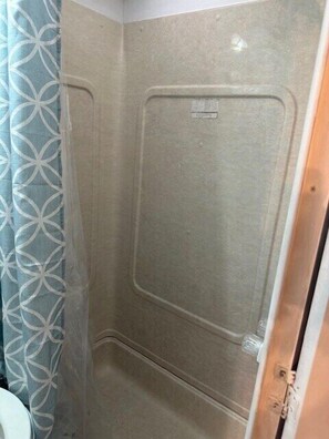 Unclassified image, 4 of 31, button - Eagle Lake RV Getaway w/Lake Access & WiFi (Vicksburg)
