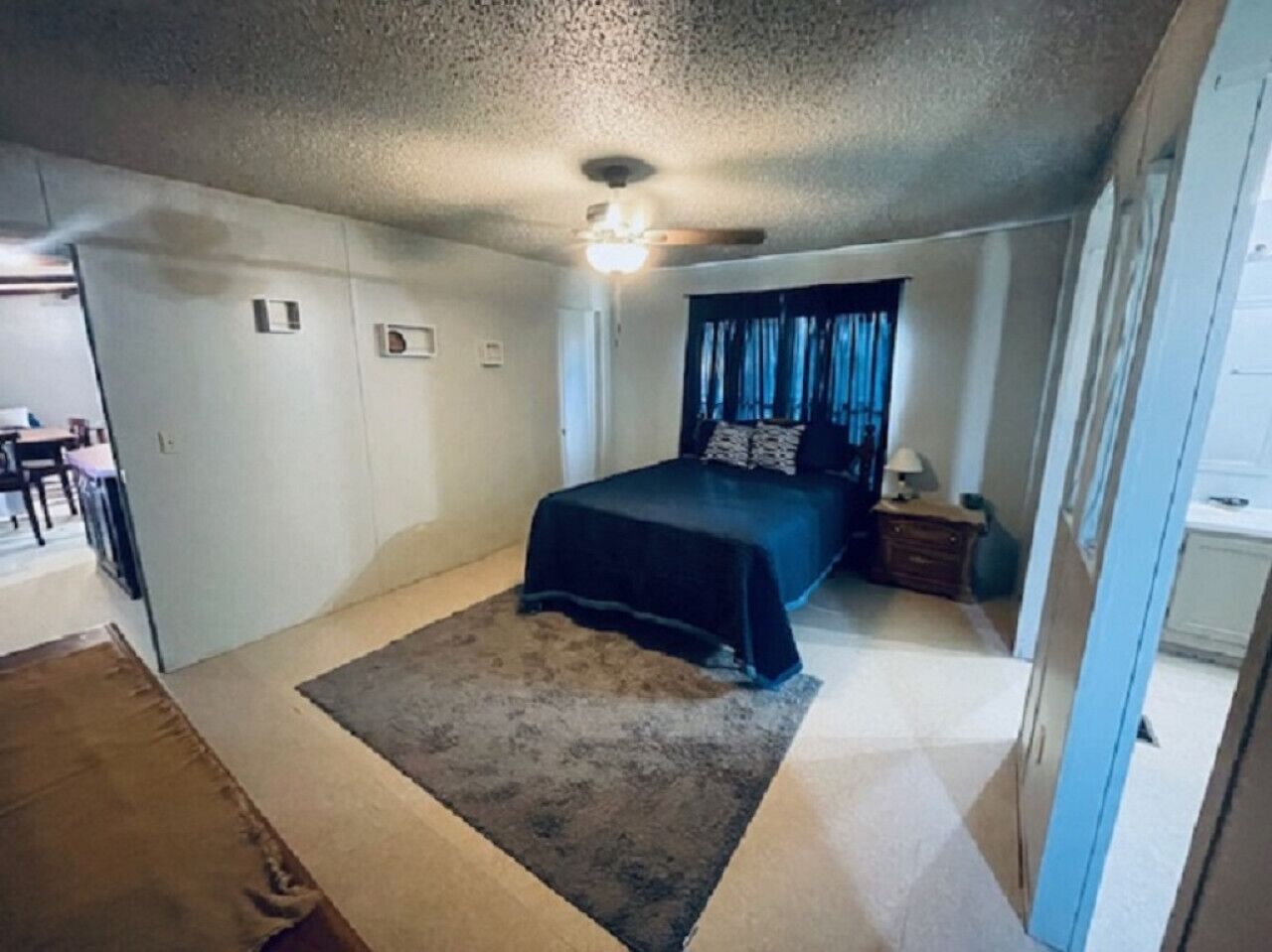 Wifi gratuïta i roba de llit 