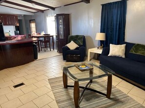 Smart TV - Tecia`s Happy Hideaway (Vicksburg)