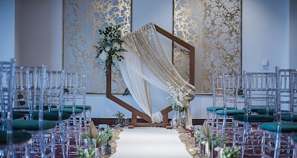 Perfect Wedding/Event Location With 80-500 Capacity For A Memorable night!