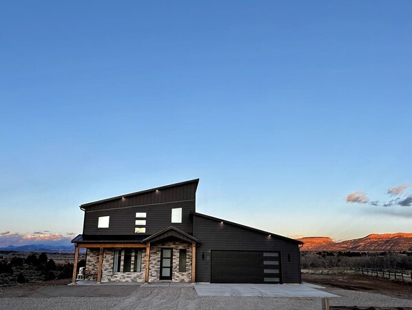 Unclassified image, 1 of 88, button