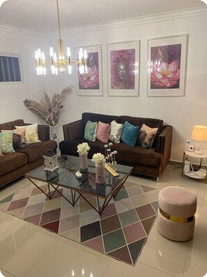 Living area - Apartamento Acogedor en Santo Domingo Este (Santo Domingo Este)