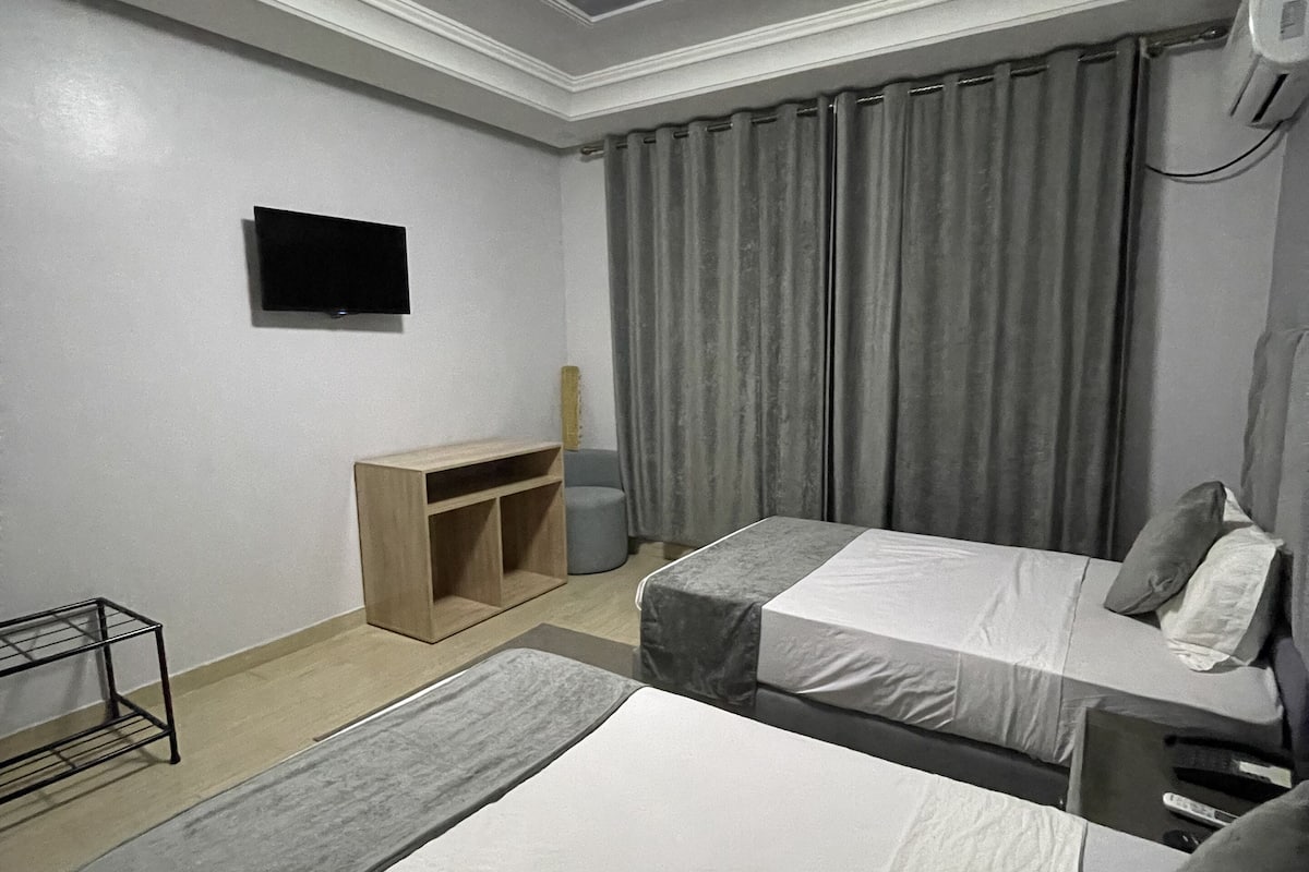 Habitación triple Confort | 1 dormitorio y wifi gratis