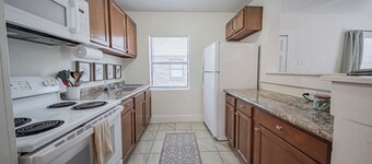 Midtown Comfort 2 BDR Flat - 18B