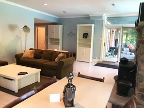 Interior - Caledon Manor and Country Inn (Caledon)