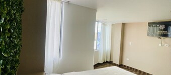 TRÈBOL GOLDEN HOTEL