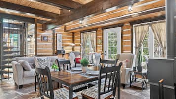 Le Mésange | Premium bedding, memory foam beds, blackout drapes, soundproofing