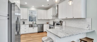 Pet-Friendly Greer Home: Near Airport & Downtown