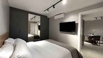 Apartment | 2 Schlafzimmer, Schreibtisch, Verdunkelungsvorhänge