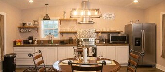 1 Bed/Bath House Rental at Astros in Sunset, LA. EXT 11 I-49