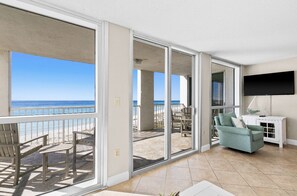 تلفزيون ذكي