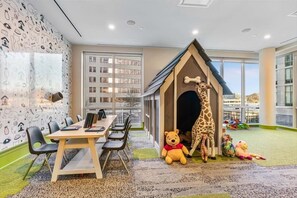 Children's area - Upscale 1BR in Downtown | Kitchen | Gym | Work Space (White Plains)