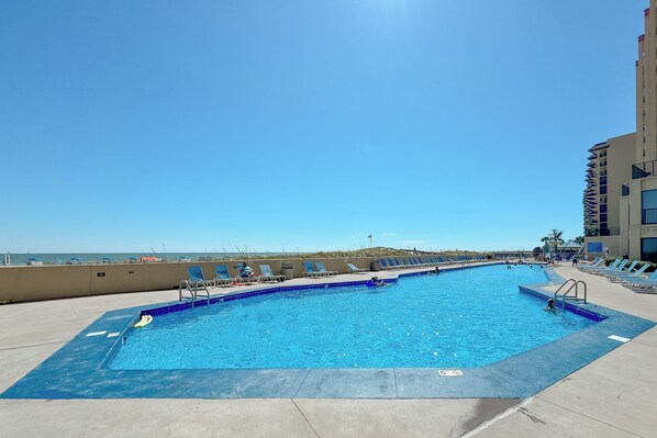 Innenpool, beheizter Pool
