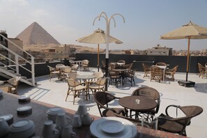 مطعم