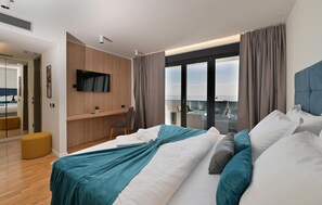 5 Schlafzimmer, Zimmersafe, Bügeleisen/Bügelbrett, Reisekinderbett