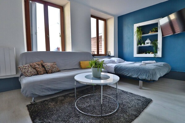 1 chambre, fer et planche à repasser, Wi-Fi, draps fournis
