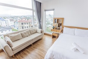 Superior Double Room | Blackout curtains, soundproofing, iron/ironing board, free WiFi - Da Lat Thanh Xuan Boutique Hotel (Da Lat)