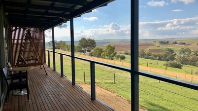 Barossa Pavilions - a luxurious, self-contained, hillside retreat