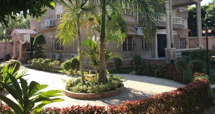 ALFRDOUS LUXURY VACATION HOME
