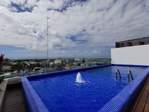 Utomhuspool