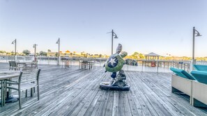 屋外ダイニングエリア