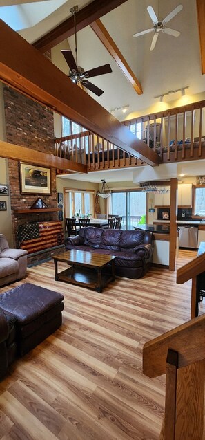 TV connectée, cheminée