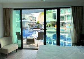 Balcony - Private studio at Twin Sands Resort (Patong)