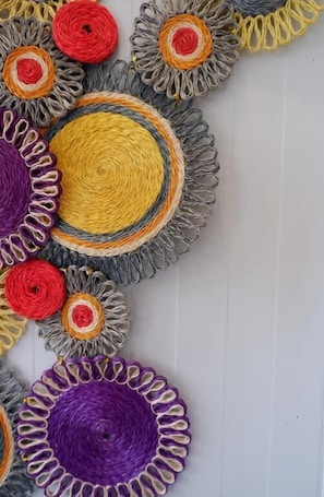 Quarto casal luxo, sacada, vista para o jardim | Wi-Fi de cortesia, roupa de cama