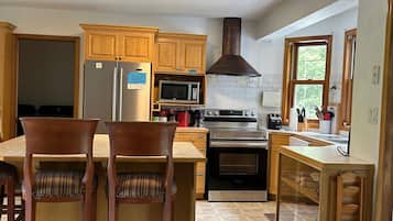 MikrovÄgsugn, ugn, spishÀll och diskmaskin