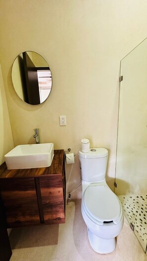 Towels, toilet paper