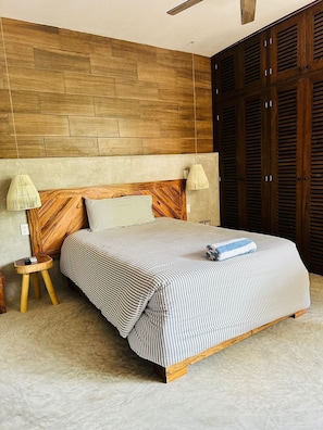 1 bedroom, WiFi, bed sheets