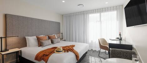 Allergikerbettwaren, Zimmersafe, Schreibtisch