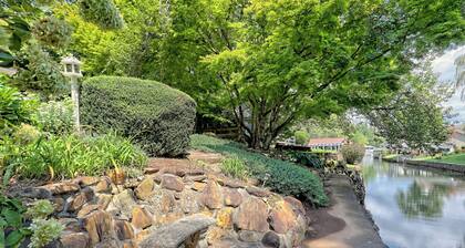 Amazing Spacious & Cozy Lake House on Lake Burton w/ Boat Access! Dog Friendly!