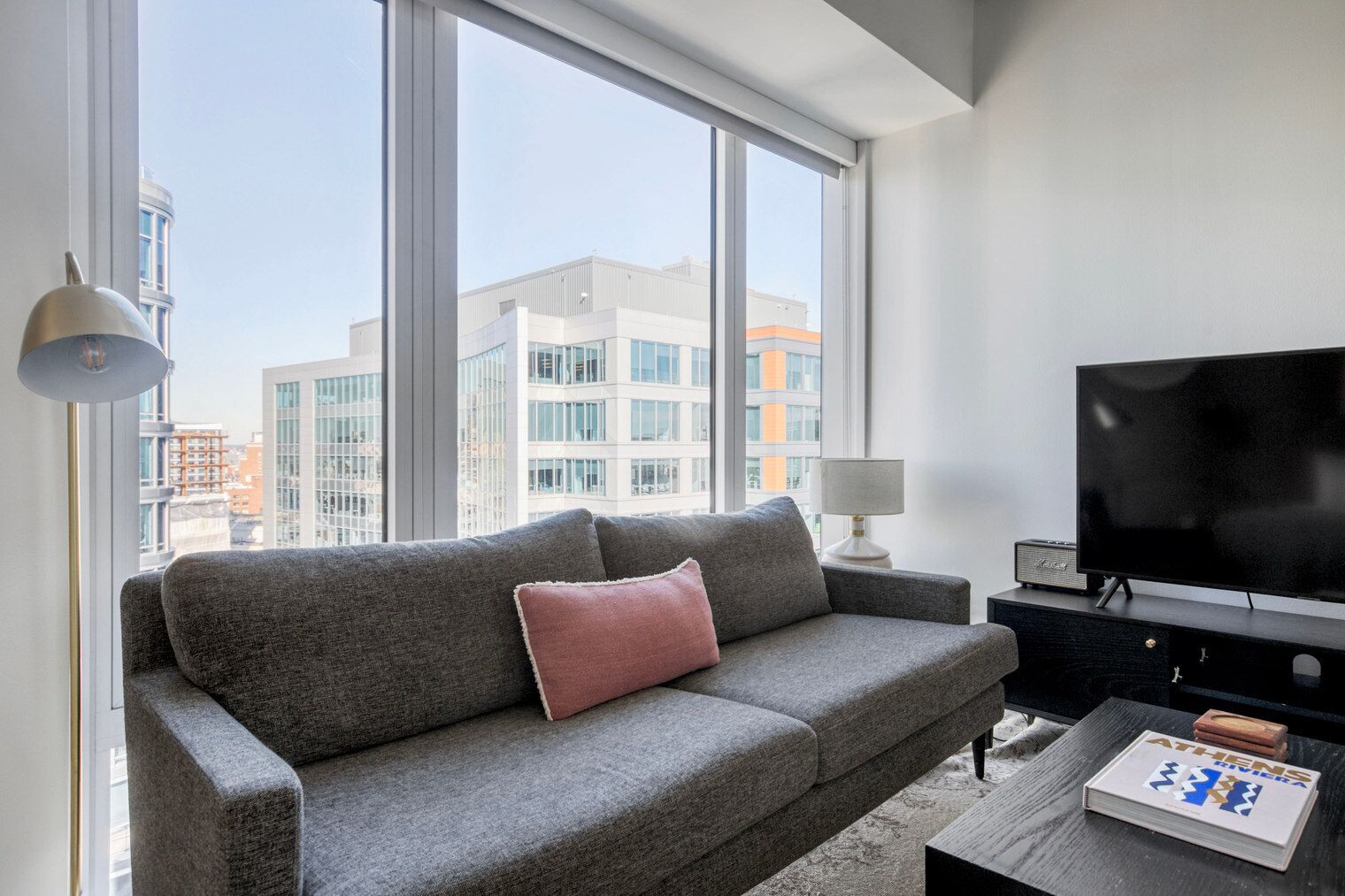 Premium Fenway Studio w/ Fitness, nr Food & Shops, by Bluegroun