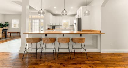 BransonBliss: Golf, ClubPool, Fireplace, Workspace, 30ft patio, EnsuiteBaths