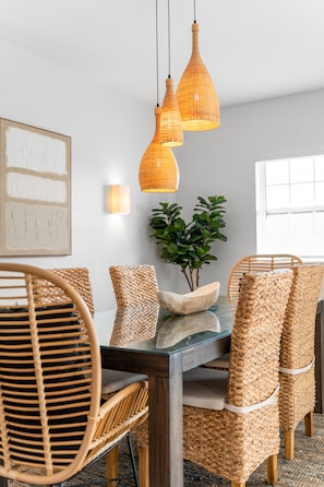 Dining - BransonBliss: Golf, ClubPool, Fireplace, Workspace, 30ft patio, EnsuiteBaths (Branson)