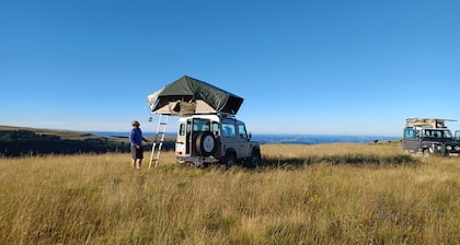 camping in rooftent Landrover Defender