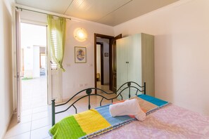 3 chambres, Wi-Fi gratuit, draps fournis