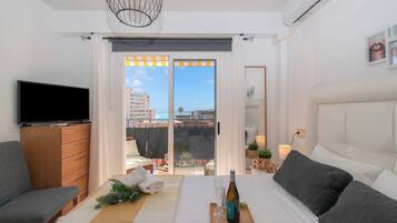 2 dormitorios, tabla de planchar con plancha, wifi gratis y ropa de cama