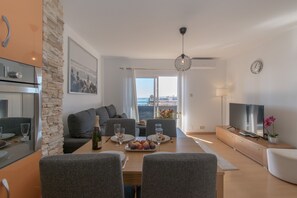 Dining - Cambural Beach Apartment, Fuengirola, Spain (Fuengirola)