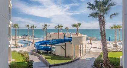 Attractive 2 bedroom condo Encantame Towers Velero 105