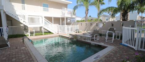 Piscina a l'aire lliure