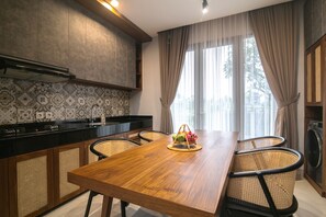Basic Villa | Living area