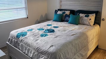 2 chambres, fer et planche Ă  repasser, Wi-Fi, draps fournis