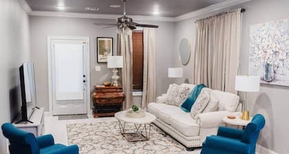 Country Cottage King Suite-7mi to Sports Complex